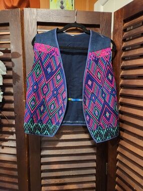 Embroidered Geometric Vest in Pink, Blue & Green
